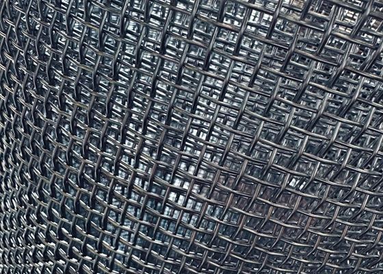 الشاشة المرنة من الفولاذ المقاوم للصدأ في الألواح مع أنواع مختلفة من النسيج للاستخدام في تصفية الصناعة