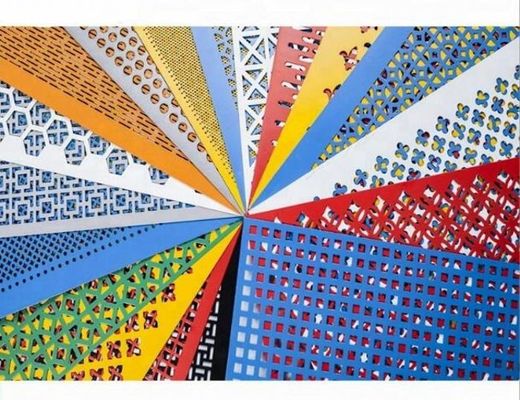 ثقب مشقوق مثقوب شاشة معدنية مثقبة لوحات الألومنيوم متعددة الألوان