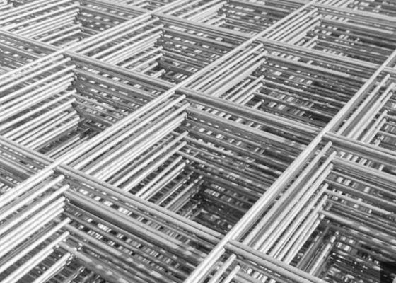 لوحات الشبكة السلكية المطاطية من الفولاذ المغلفة 1.0mm مع حجم الثقب 50x50mm لسهولة التثبيت