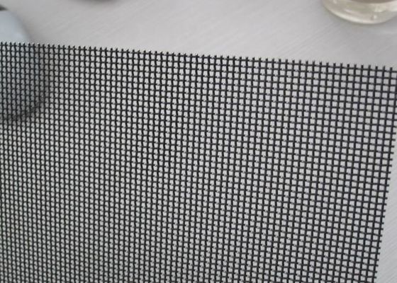 ثقوب مربعة أو مستطيلة شبكة سلكية منسوجة 0.15-5.5mm قطر السلك 0.2-2.5m العرض