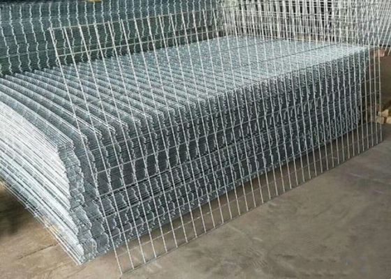 شبكة أسلاك ملحومة مجلفنة مقاس 4 × 8 أقدام بحجم شبكة موحد للتعزيز