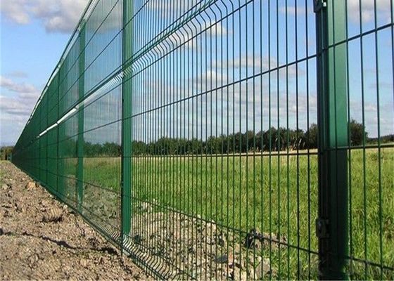 ضد الصدأ الفولاذ الكربوني PVC مغلفة الأسلاك المطاطية الشبكة للسياج الأمني