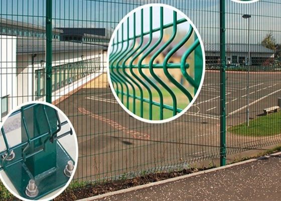 ضد الصدأ الفولاذ الكربوني PVC مغلفة الأسلاك المطاطية الشبكة للسياج الأمني