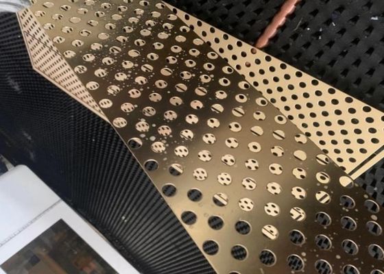 الصفحة المعدنية المختلطة المخصصة للترشيح المعماري