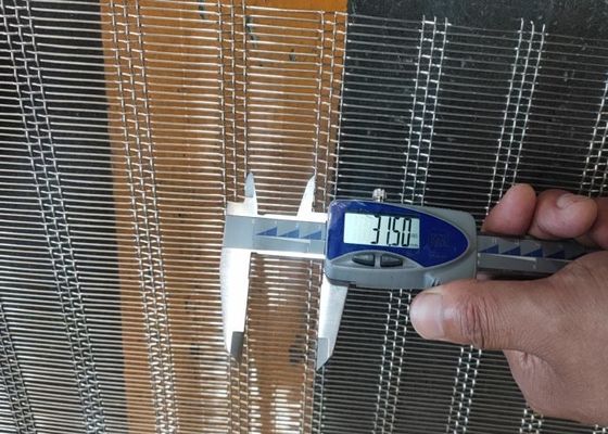 شبكة الفولاذ المقاوم للصدأ الشبكة المتعددة الاستدامة من 4 إلى 635 شبكة طول الشبكة 1m-300m