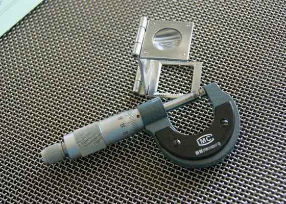 شبكة سلكية مرسومة 50-500 ميكرون مع خدمة القطع