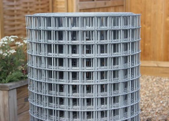50X50 لفات شبكة الأسلاك الملحومة المجلفنة 6 قدم سياج أسلاك لفة إثبات التآكل